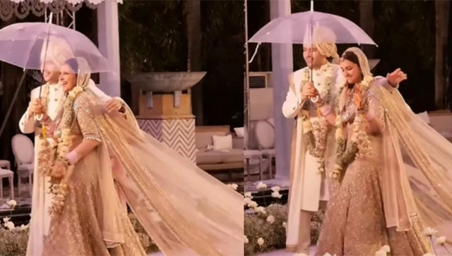 Watch: Parineeti Chopra, Raghav Chadha dance down the aisle at their wedding, win hearts on social media Watch: Parineeti Chopra, Raghav Chadha dance down the aisle at their wedding, win hearts on social media