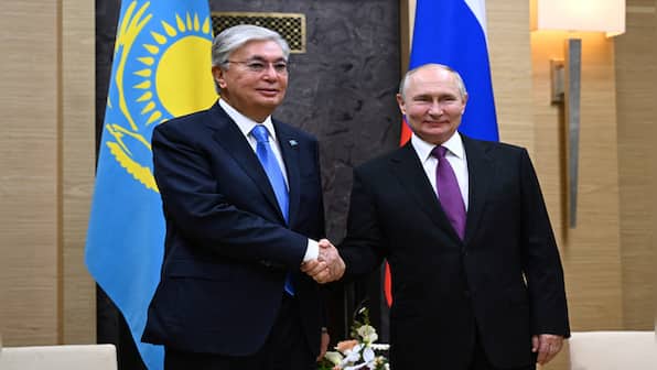 Kazakhstan denies ban on exports to Russia as part of Western sanctions on Moscow
