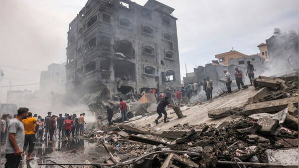 Israel continues to raze Hamas targets in Gaza
