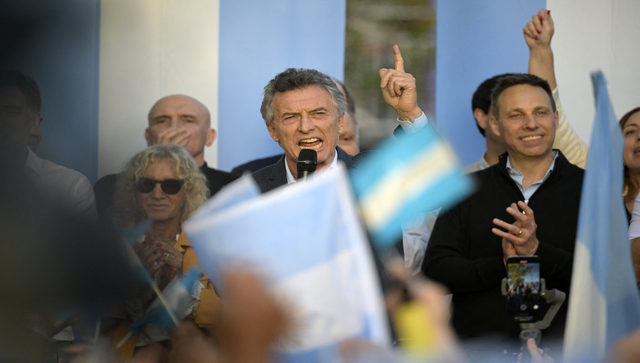Argentina heads to polls, seeks relief from economic woes Argentina heads to polls, seeks relief from economic woes