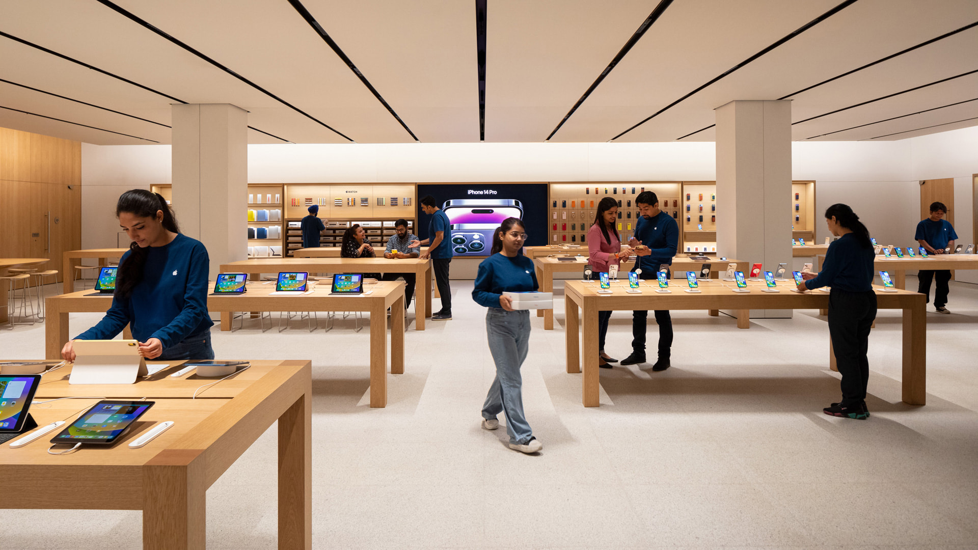 Apple Diwali Sale 2023: Apple announces massive offers & discounts on iPhones, iPads and MacBooks Apple Diwali Sale 2023: Apple announces massive offers & discounts on iPhones, iPads and MacBooks