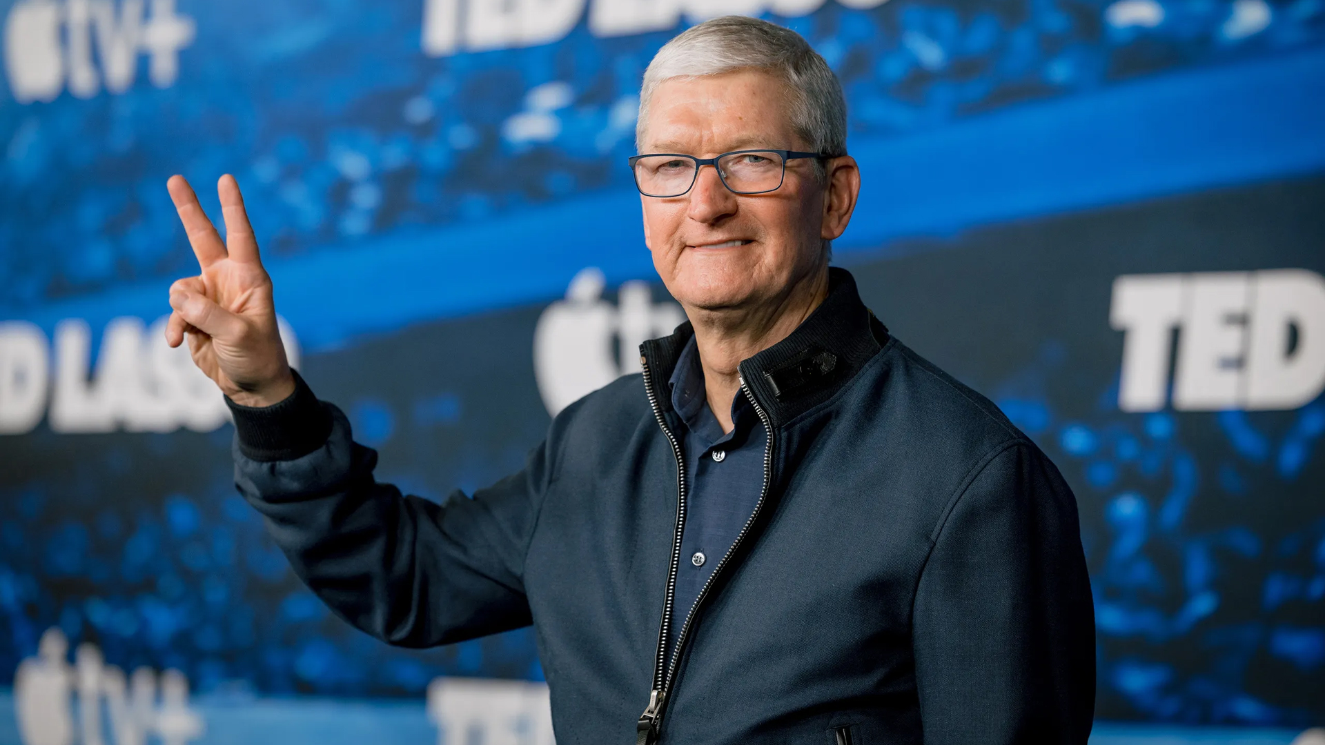 Apple is preparing to pump billions to bring AI to iPhones, integrate it with Siri, other apps Apple is preparing to pump billions to bring AI to iPhones, integrate it with Siri, other apps