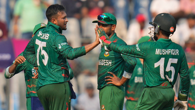 Netherlands vs Bangladesh Highlights, World Cup: Dutchmen hammer Tigers by 87 runs at Eden Gardens Netherlands vs Bangladesh Highlights, World Cup: Dutchmen hammer Tigers by 87 runs at Eden Gardens