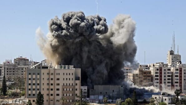 Israel urges citizens to immediately leave Egypt, Jordan