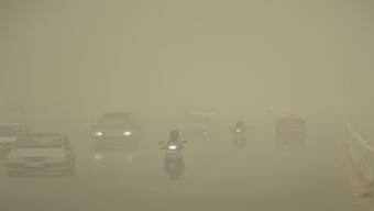 Delhi govt will re-launch 'Red light on Gaadi off' campaign from Thursday to contain vehicular pollution