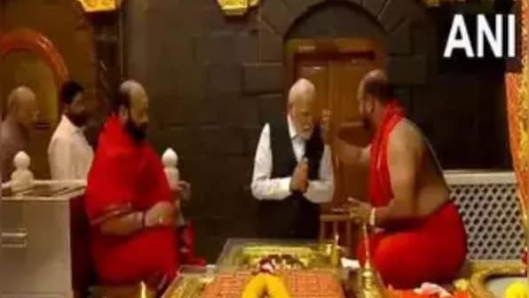 PM Modi performs puja at Shri Saibaba Samadhi Temple in Shirdi