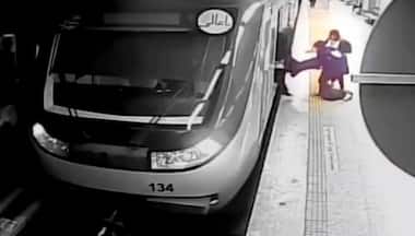 An Iranian teenager injured on Tehran Metro while not wearing a headscarf has died, state media say