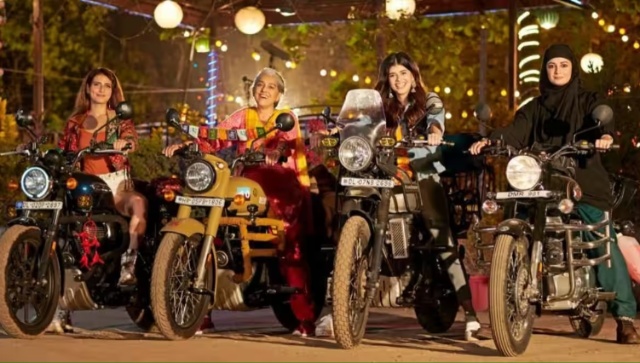 Dhak Dhak movie review: Ratna Pathak Shah, Fatima Sana Shaikh & team take you on a delightful & adventurous road trip Dhak Dhak movie review: Ratna Pathak Shah, Fatima Sana Shaikh & team take you on a delightful & adventurous road trip