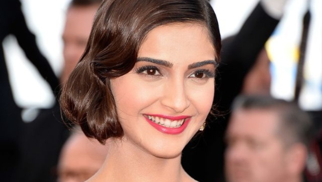 Sonam Kapoor reacts to Israel-Hamas conflict, says, 'Half of the people in Gaza are children' Sonam Kapoor reacts to Israel-Hamas conflict, says, 'Half of the people in Gaza are children'