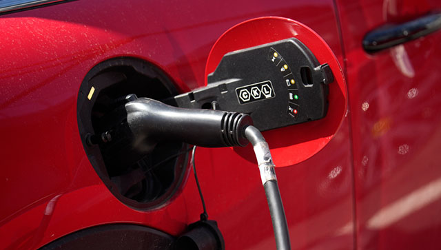 India's EV charging stations: Opportunities and challenges amid rising awareness about electric vehicles India's EV charging stations: Opportunities and challenges amid rising awareness about electric vehicles