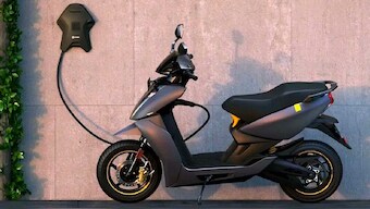 Government of India demands E-scooter makers to refund Rs 500 crore aid for using Chinese parts