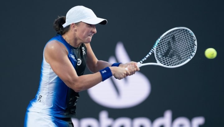 WTA Finals: Iga Swiatek wins opener, Coco Gauff thrashes Ons Jabeur