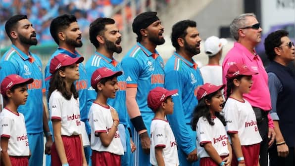 India vs Pakistan: Virat Kohli makes blunder with jersey, rushes off the field to change - WATCH