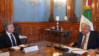 US, Mexico vow to do more to curb migration, drug flows