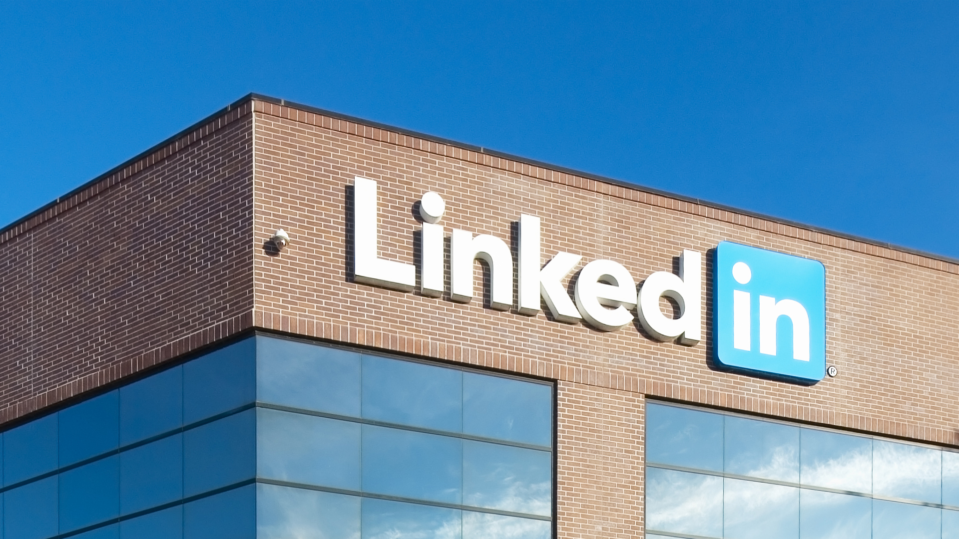 Microsoft-owned LinkedIn is firing over 650 people, total tally this year crosses well over 10,000 Microsoft-owned LinkedIn is firing over 650 people, total tally this year crosses well over 10,000