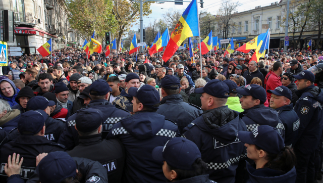 Moldova: Members of banned pro-Russia party allowed to run in elections Moldova: Members of banned pro-Russia party allowed to run in elections