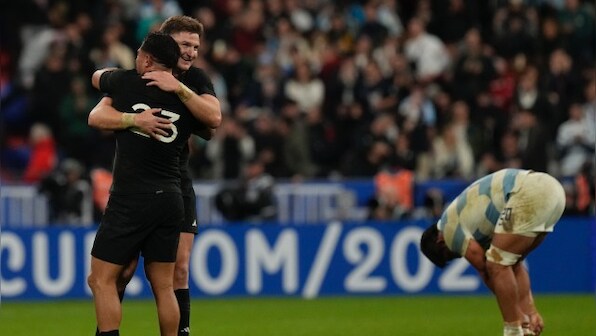 Rugby World Cup: New Zealand into final after outclassing Argentina