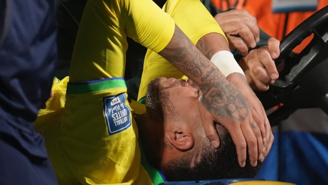 Neymar leaves Brazil match in tears with left knee injury Neymar leaves Brazil match in tears with left knee injury