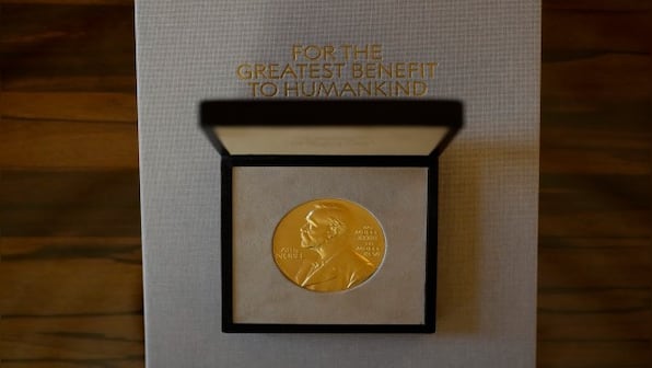 Light or new materials tipped for Nobel Physics Prize
