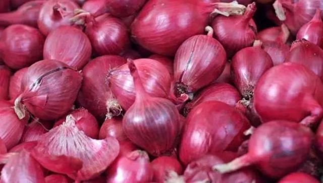 Onion prices in Delhi-NCR touch Rs 78 per kg: Govt data Onion prices in Delhi-NCR touch Rs 78 per kg: Govt data