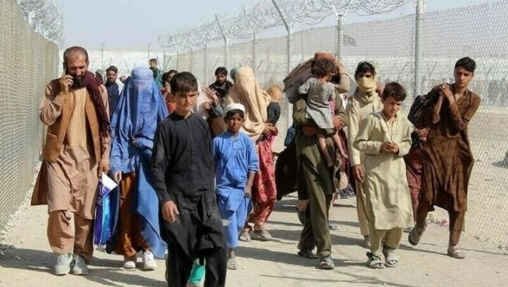 Hitting new low with Kabul, Pakistan orders illegal immigrants, including 1.73 million Afghans, to leave