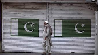 Pakistan copies the Canadian cat against India only to be shot in the foot like Ottawa