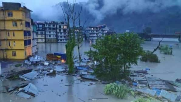 What are cloudbursts that led to flash floods in Sikkim, washing away 23 army men, killing 3 people?