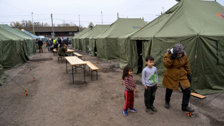 Slovakia bolsters security at border with Hungary amid migration surge