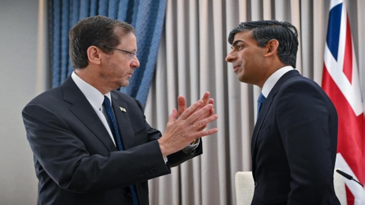 Israel President Isaac Herzog meets Rishi Sunak, thanks British PM for standing firm with Israeli people