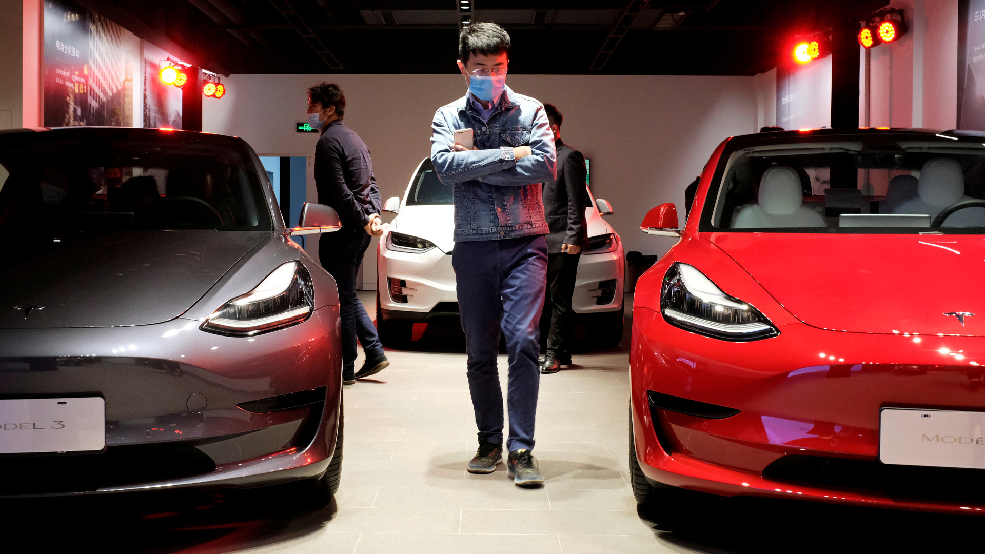Tesla in Troubled Waters: Elon Musk’s EV company is struggling to sell its cars in China Tesla in Troubled Waters: Elon Musk’s EV company is struggling to sell its cars in China