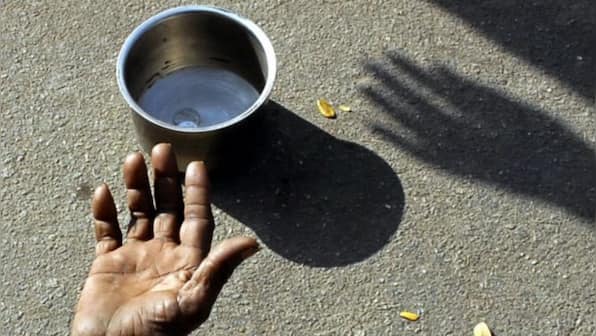 16 Pakistani beggars trying to travel to Saudi Arabia for begging arrested in Multan