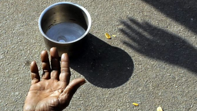 16 Pakistani beggars trying to travel to Saudi Arabia for begging arrested in Multan 16 Pakistani beggars trying to travel to Saudi Arabia for begging arrested in Multan