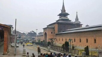 Friday prayers not allowed at Srinagar's Jamia Masjid amid protests against Israel's attacks in Gaza