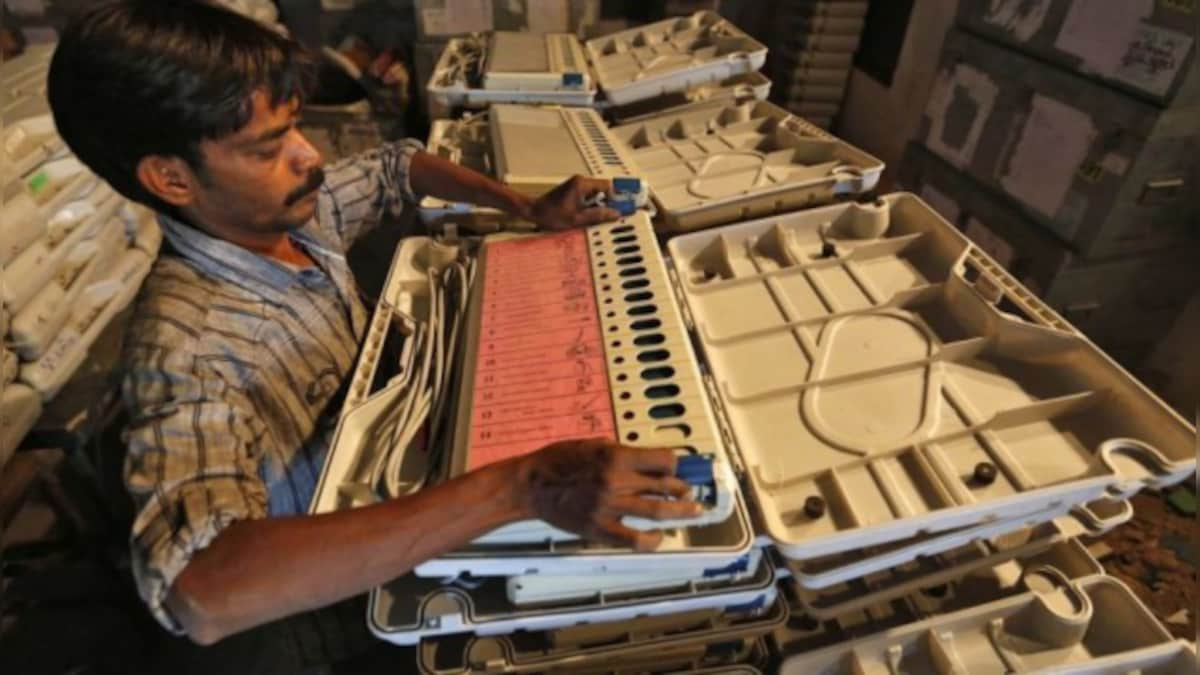 EC will require around 30 lakh EVMs, 1.5-year preparation time for simultaneous polls to LS, assemblies