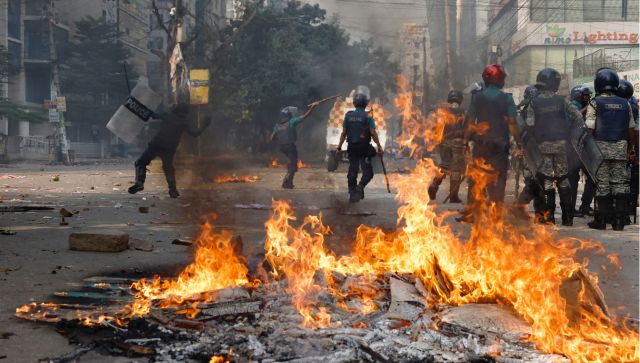 More than 100,000 protest to demand Bangladesh PM step down More than 100,000 protest to demand Bangladesh PM step down