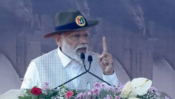 We have to make India a developed country in next 25 years: PM Modi