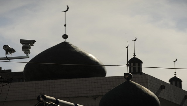 Pakistan PM offers Friday prayers at Urumqi mosque in rare visit to China's Xinjiang Pakistan PM offers Friday prayers at Urumqi mosque in rare visit to China's Xinjiang
