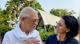 Filmmaker Nandita Das bumps into legendary writer Gulzar, says 'It makes morning walks so worth it'