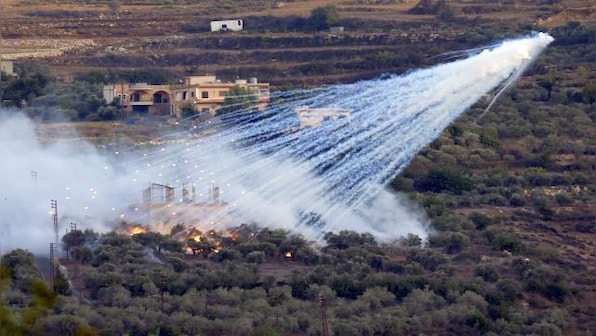 Why are 900 Indian soldiers present at the Israel-Lebanon border? Are they at risk?