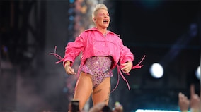 American singer-songwriter P!nk postpones her Tacoma shows due to family issues, posts an apology for fans