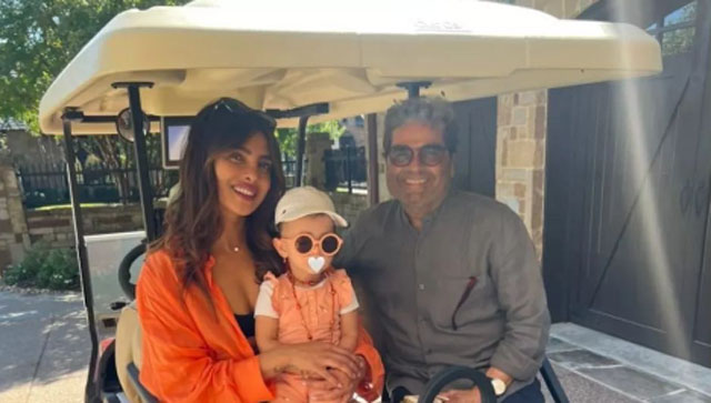 Vishal Bhardwaj meets Priyanka Chopra at her Los Angeles home, gets clicked with actress' daughter Malti Vishal Bhardwaj meets Priyanka Chopra at her Los Angeles home, gets clicked with actress' daughter Malti
