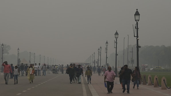 Weather report: Coldwave, fog engulf north India on New Year, but little rain is expected