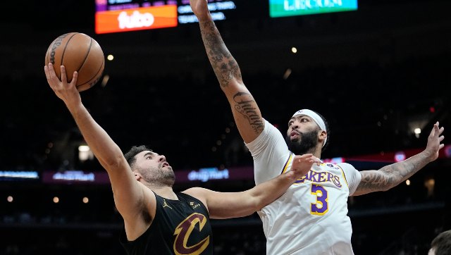 NBA: Anthony Davis stars as LA Lakers edge Cleveland Cavaliers, Philadelphia 76ers hold off Oklahoma City Thunder NBA: Anthony Davis stars as LA Lakers edge Cleveland Cavaliers, Philadelphia 76ers hold off Oklahoma City Thunder