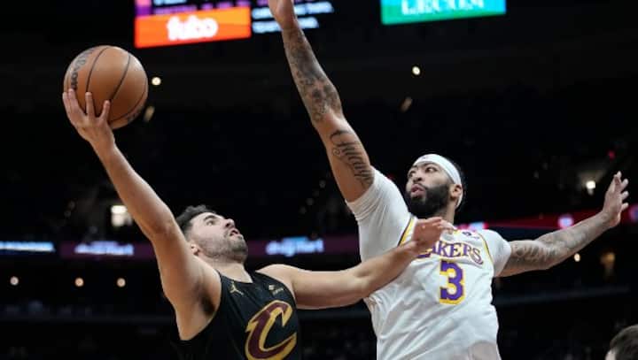 NBA: Anthony Davis stars as LA Lakers edge Cleveland Cavaliers, Philadelphia 76ers hold off Oklahoma City Thunder