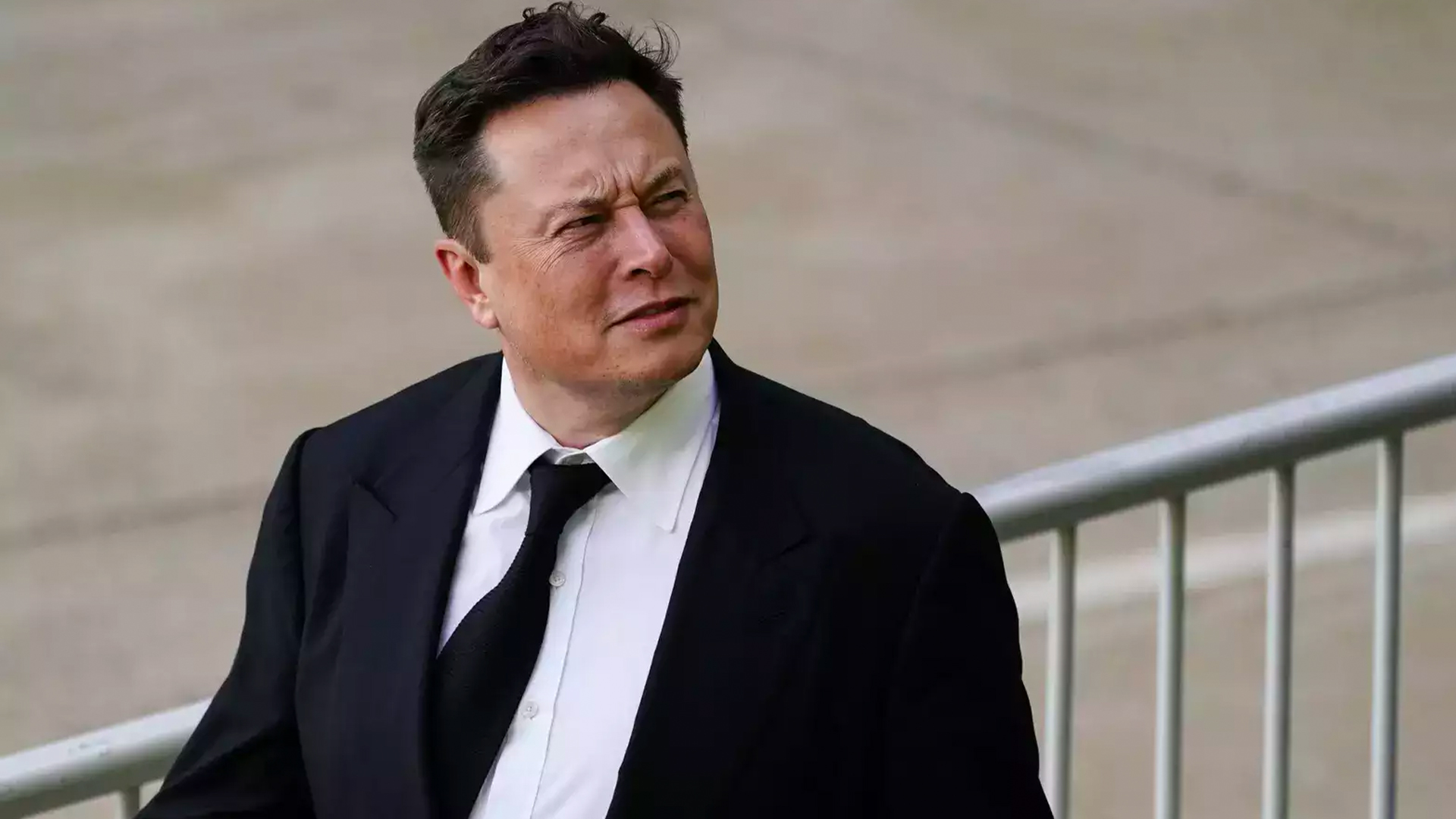 Apple stops ads on X, Tesla Investors call for Elon Musk's suspension for antisemitism accusations Apple stops ads on X, Tesla Investors call for Elon Musk's suspension for antisemitism accusations