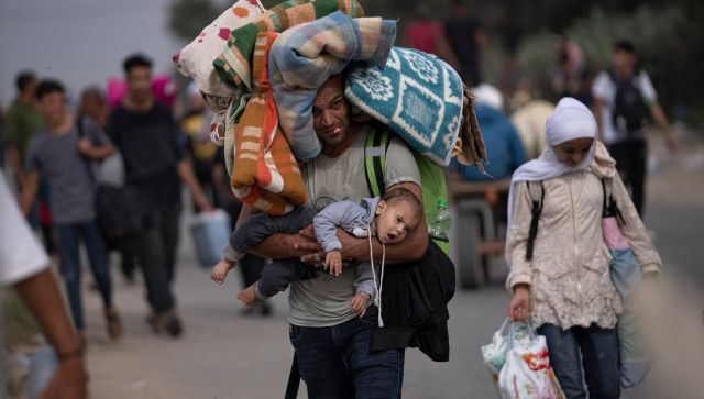 IDF says humanitarian pauses to continue in Gaza to allow Palestinians evacuate southward IDF says humanitarian pauses to continue in Gaza to allow Palestinians evacuate southward