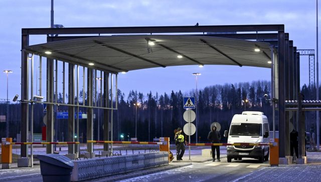 Finland accuses Moscow of organising flow of migrants, to place barriers at 4 border crossings with Russia Finland accuses Moscow of organising flow of migrants, to place barriers at 4 border crossings with Russia