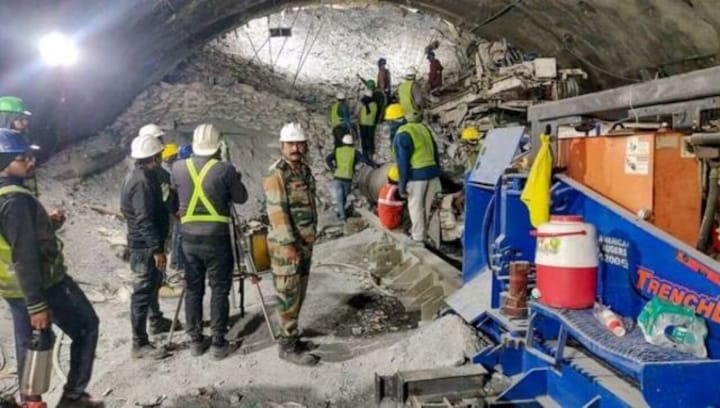 Drilling resumes at Silkyara tunnel to rescue 41 workers, PM Modi speaks to Dhami on rescue operations