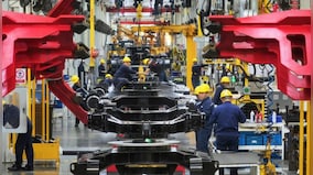 China factory activity contracts in Nov for 2nd consecutive month despite stimulus measures to support economy