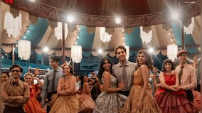 The Archies song 'Va Va Voom': Agastya Nanda does 'SRK move'; Suhana Khan, Khushi Kapoor join in